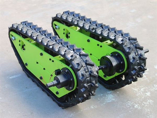 运水果不颠坏！橡胶履带底盘过坑路果子没磕碰