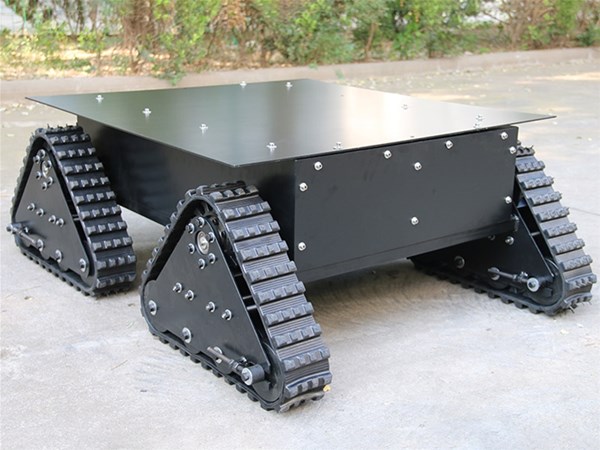 地震废墟钻钢筋缝！特种履带底盘带探测仪找被困者